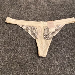 White thong from Auden